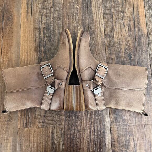 Gianni Bini Leather Moto Engineer Buckle Boot Burnished Pull On Size 8.5 Brown - Picture 5 of 15